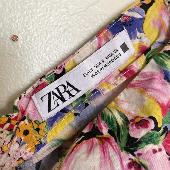 Zara Ruched Dress with Bright Floral Print, size S - Picture 5 of 11